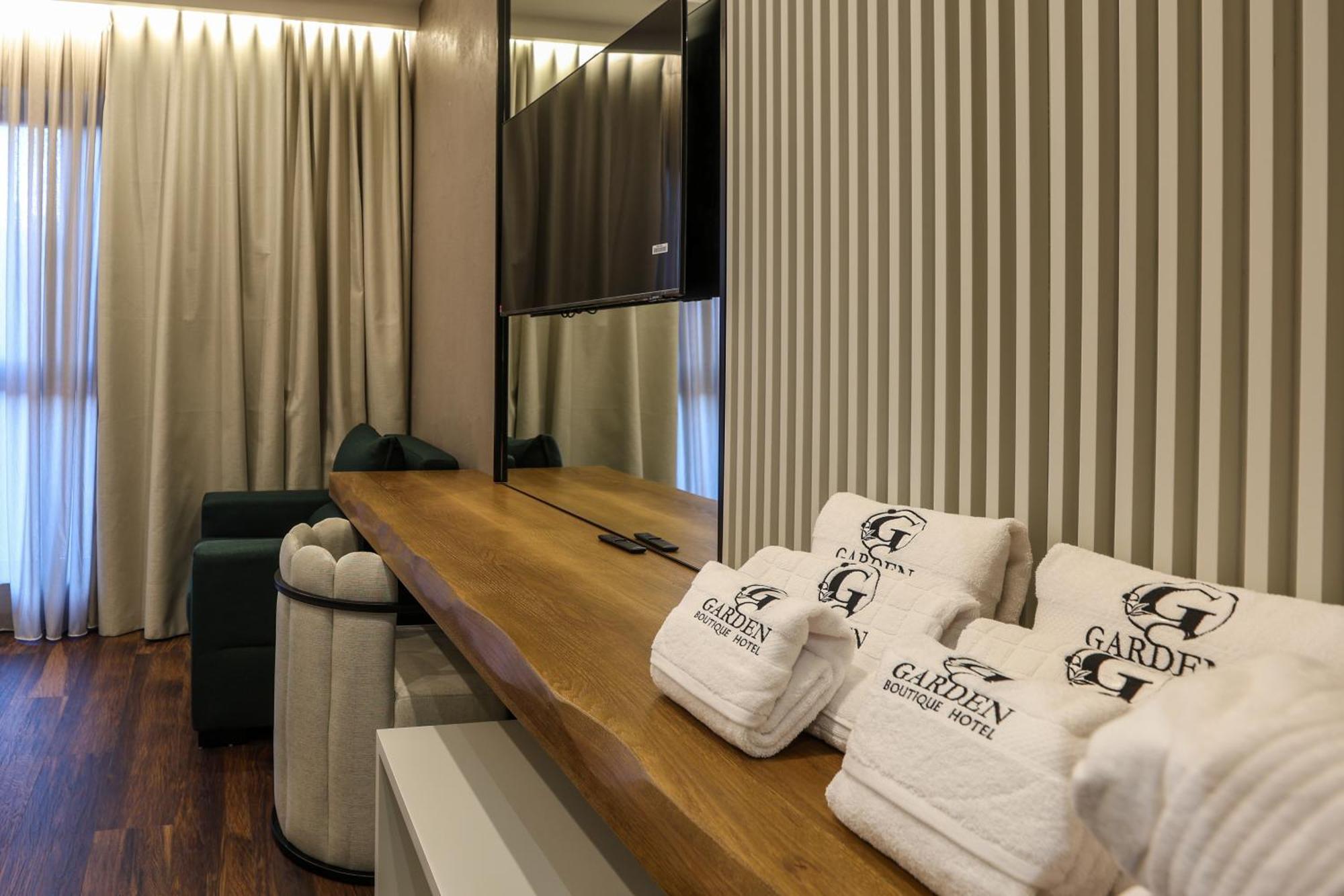 טיראנה Garden Boutique Hotel מראה חיצוני תמונה